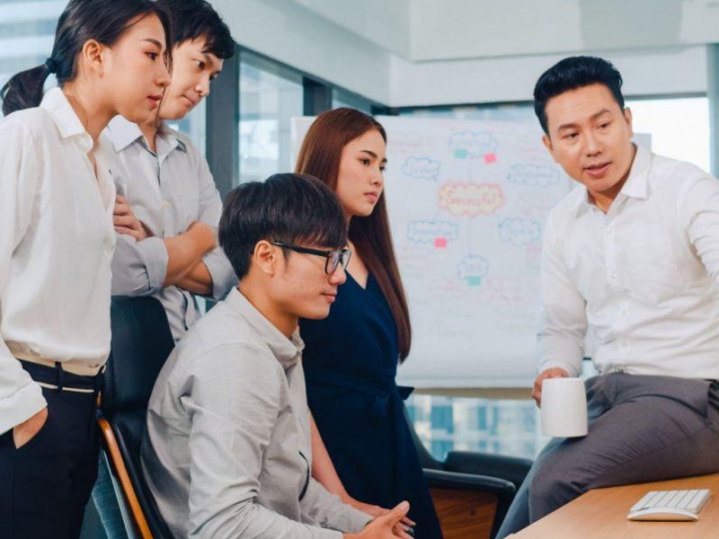 Hình ảnh minh họa lời khuyên từ chuyên gia về cá cược an toàn tại BJ88