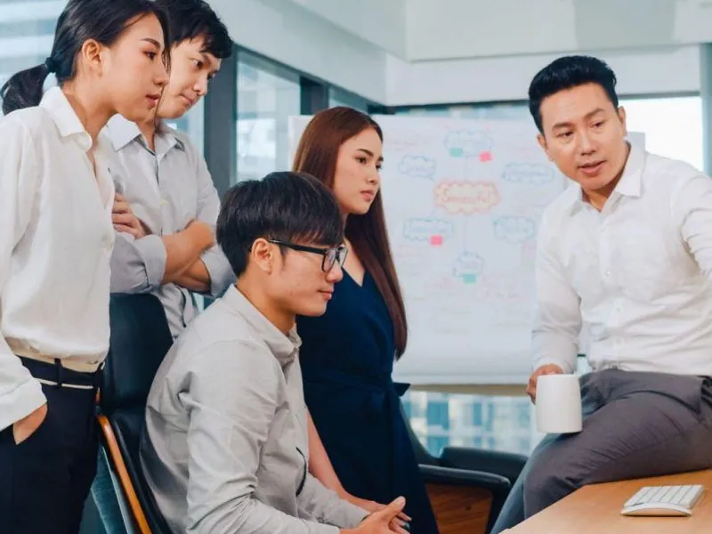 Hình ảnh minh họa lời khuyên từ chuyên gia về cá cược an toàn tại BJ88